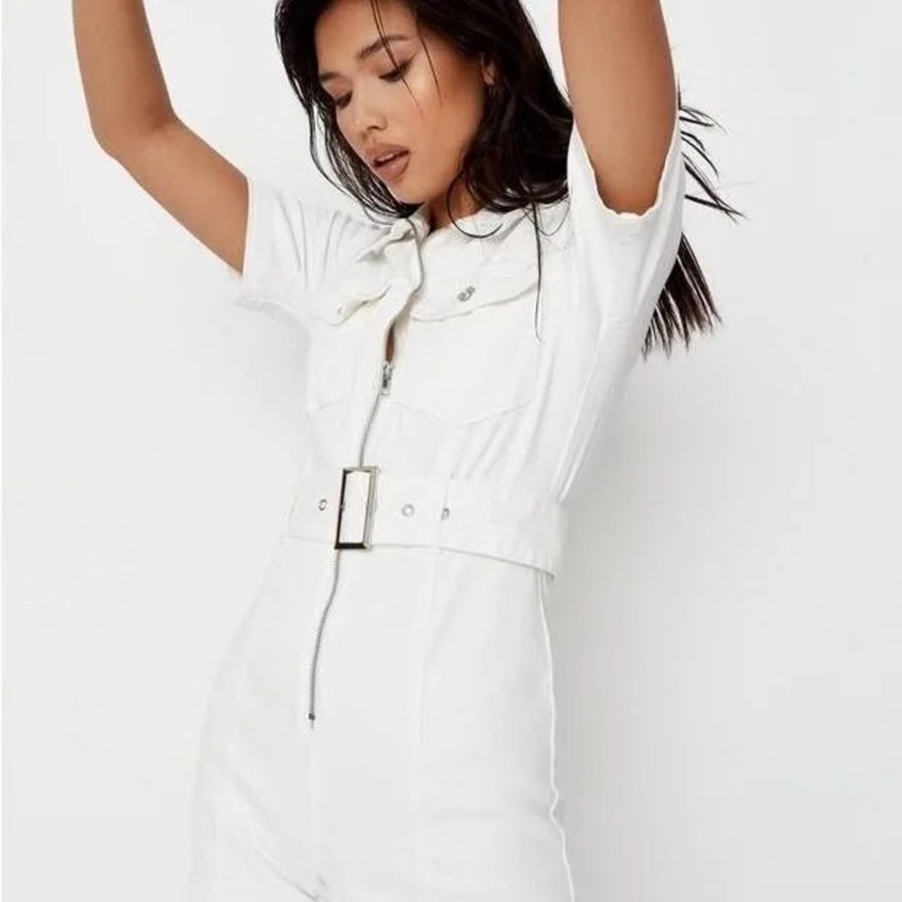Missguided Stretch Zip Through Playsuit